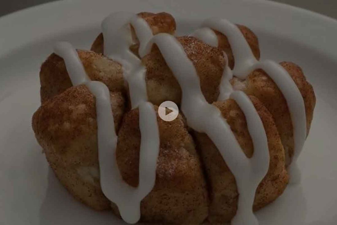Hardee's Cinnamon Pull-Aparts campaign